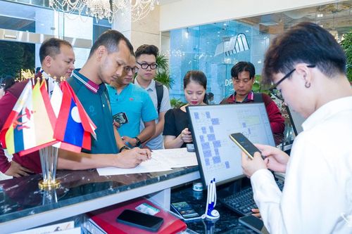 Đội tuyển Myanmar đến Thái Nguyên, sẵn sàng cho trận giao hữu với Đội tuyển Việt Nam