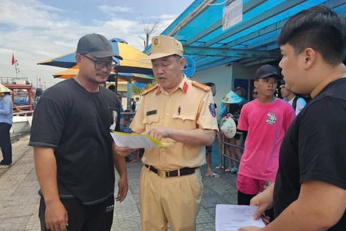 Khánh Hòa tăng kiểm soát an toàn tàu du lịch, không để rủi ro từ khi chưa rời bến