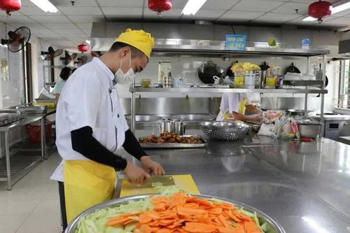 Hà Nội siết an toàn thực phẩm tại trường tổ chức bán trú hè