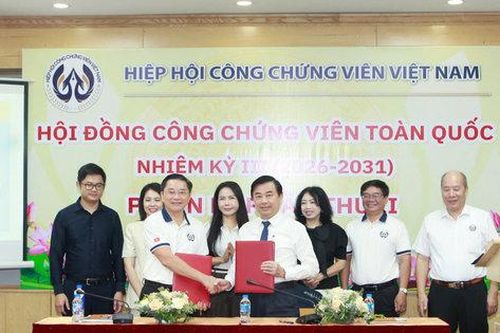 Cơ quan Báo và Phát thanh, truyền hình Hà Nội ký kết thỏa thuận hợp tác truyền thông với Hiệp hội Công chứng viên Việt Nam