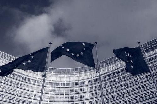 EU đang viết lại công thức chuyển đổi xanh