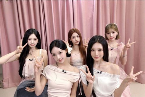 5 cô gái vô danh trở thành hiện tượng