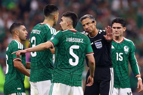 Khoảnh khắc vỡ òa của trọng tài chung kết World Cup 2026