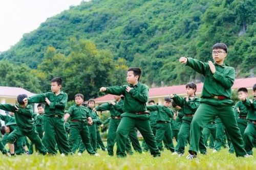 140 'chiến sĩ nhí' trưởng thành sau 7 ngày trong quân ngũ tại Sơn La