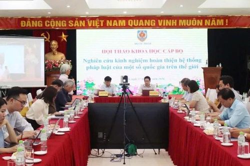 Nghiên cứu kinh nghiệm quốc tế trong hoàn thiện pháp luật Việt Nam