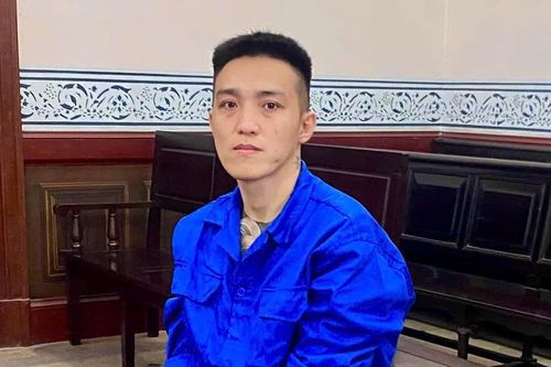 Lãnh 19 năm tù vì giết người do ghen tuông