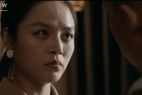 'Lửa trắng' tập 10: Bà trùm Lan đề nghị Lê Trường loại bỏ Sương công an chìm