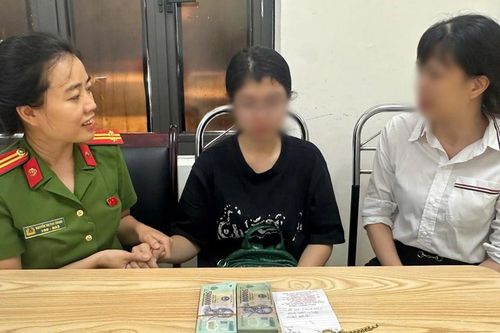 Bị công an dỏm đe dọa, nữ sinh phá két lấy 700 triệu đồng để 'chứng minh trong sạch'