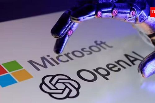 Microsoft điều chỉnh chiến lược bán hàng để cạnh tranh với OpenAI