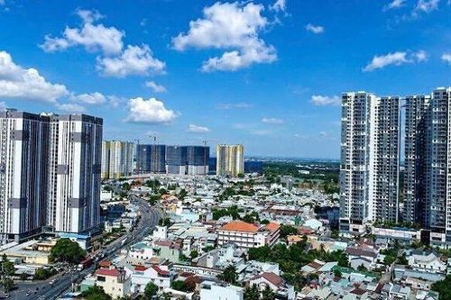 Giá căn hộ tại khu vực TP HCM cũ lên 108 triệu đồng/m2, khu vực Bình Dương tăng 30% trong một năm