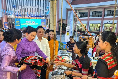 Khai mạc Ngày hội 'Phụ nữ Đà Nẵng - tôn vinh sản phẩm địa phương'
