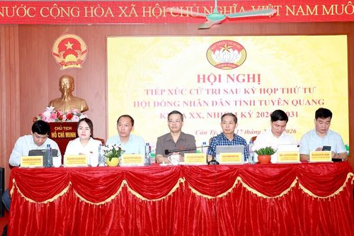 Tổ đại biểu số 2 HĐND tỉnh tiếp xúc cử tri xã Cán Tỷ và Quản Bạ