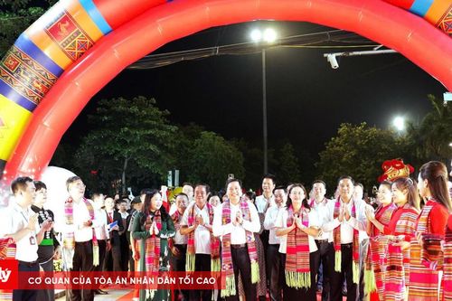 Lào Cai: Khai trương Phố đi bộ phường Yên Bái, tạo điểm hẹn văn hóa mới