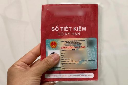 Có được rút sổ tiết kiệm của người đã mất?