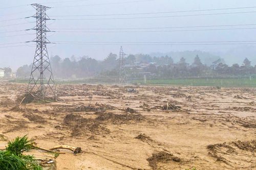 Lai Châu mưa lũ nghiêm trọng, nhiều tuyến đường chia cắt, bản làng bị cô lập