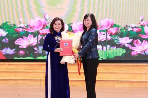 Bộ trưởng Đào Hồng Lan: Đại học Y Dược Cần Thơ phải trở thành trường trọng điểm quốc gia, dẫn dắt đào tạo nhân lực y tế vùng ĐBSCL