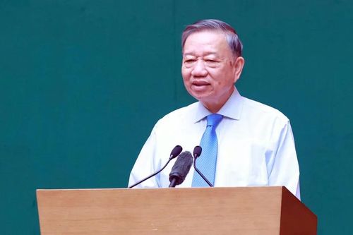 Xây dựng lực lượng Cảnh sát nhân dân cách mạng, chính quy, tinh nhuệ, hiện đại