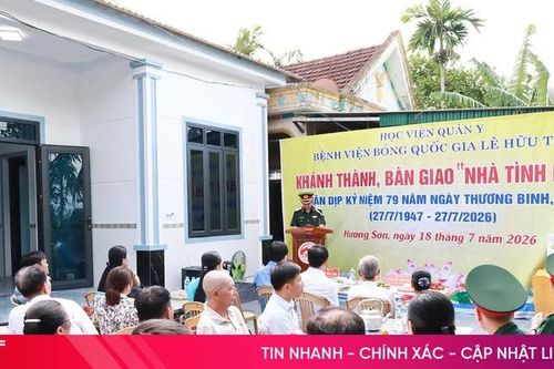 Khánh thành, bàn giao nhà tình nghĩa cho thương binh tại xã Hương Sơn