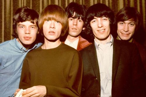 The Rolling Stones sang bằng kỷ lục của The Beatles
