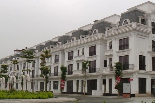Giá rao bán nhà đất đồng loạt giảm
