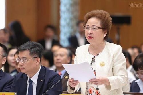 Doanh nghiệp kiến nghị gỡ 'điểm nghẽn' thể chế, dòng tiền và chi phí để thúc đẩy tăng trưởng