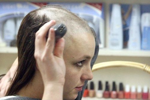 Con trai cao 1,91 m của Britney Spears đáp trả