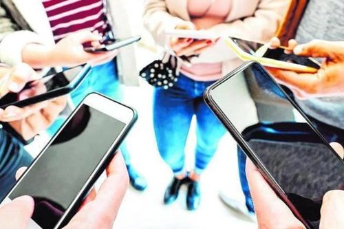 Giúp bạn cân bằng tâm lý trên không gian mạng