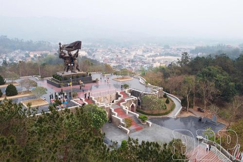 Trong lớp không gian mới