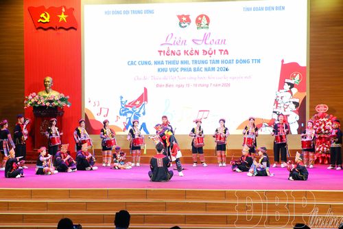 Khi măng non hòa nhịp 'Tiếng kèn Đội'