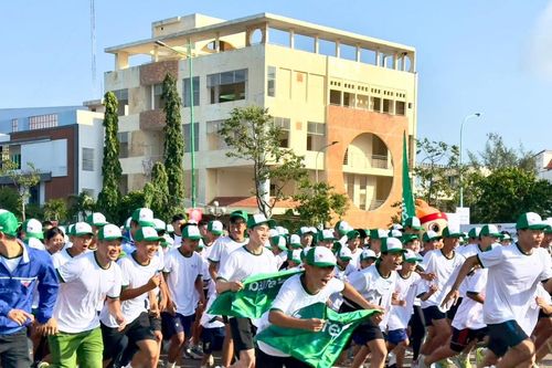 Lâm Đồng: Hơn 1.000 người tham gia chương trình Toàn dân tập luyện thể dục thể thao