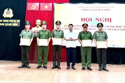 Công an xã Hát Môn: Huy động sức mạnh cả hệ thống chính trị và toàn dân tham gia bảo đảm ANTT