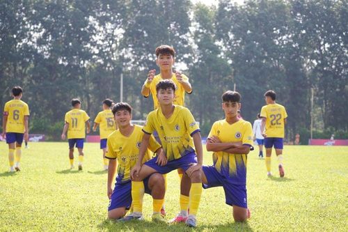 Xác định đội đầu tiên vào tứ kết giải U17 Quốc gia 2026