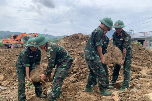 Bộ CHQS tỉnh Lai Châu triển khai xây dựng nhà ở cho người dân vùng lũ