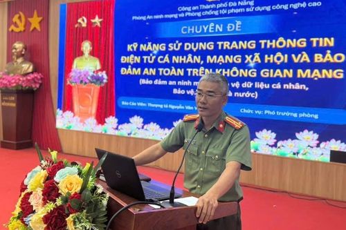 Tập huấn bảo vệ nền tảng tư tưởng của Đảng trên không gian mạng cho gần 300 cán bộ, đảng viên