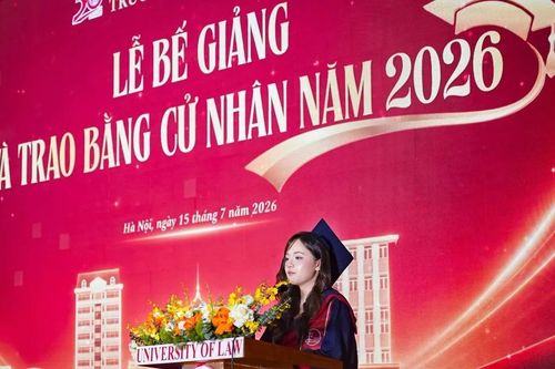 Viết tiếp truyền thống gia đình bằng danh hiệu thủ khoa