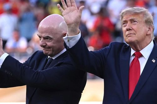 Toàn cảnh hình ảnh ông Trump xuất hiện trở thành tâm điểm chung kết World Cup