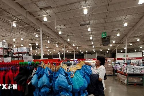 EU chính thức cấm doanh nghiệp lớn tiêu hủy quần áo, giày dép tồn kho