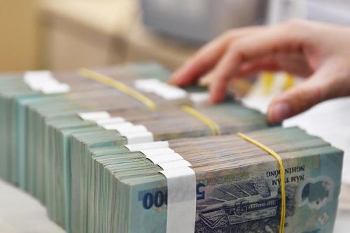 Lãi suất huy động trung bình đạt 8,4%, người gửi tiền đối mặt bài toán rút vốn trước hạn