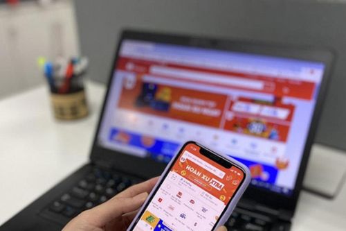 Quy định mới từ năm 2026 và lời cảnh báo cho các YouTuber