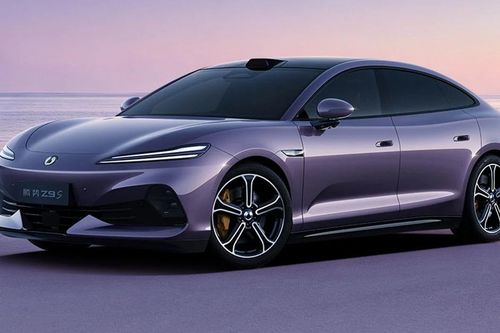 Denza Z9S lộ diện: Sedan thuần điện gần 500 mã lực, sạc đầy đi 920 km