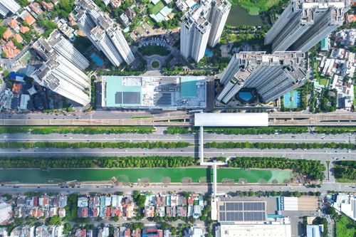 Cận cảnh rạch Đá Đỏ cạnh metro số 1 dần 'hồi sinh' sau nhiều năm ô nhiễm