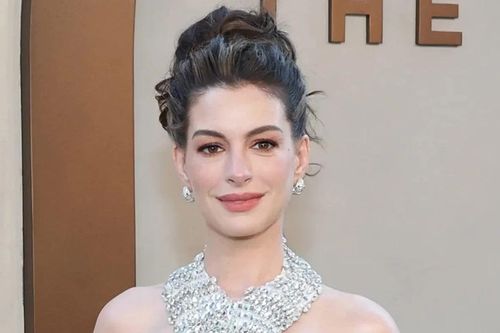 Sự 'phi thực tế' của Anne Hathaway