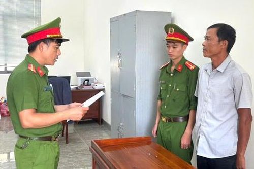 Không trả lại tiền chuyển khoản nhầm, người đàn ông bị khởi tố