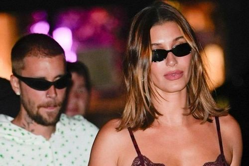 Justin Bieber sau màn xuất hiện khiến hơn 80.000 người im phăng phắc
