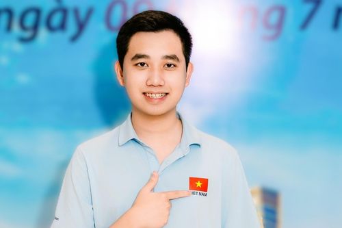 Nam sinh giành Huy chương Vàng Olympic Toán quốc tế 2026 chọn theo ngành Sư phạm