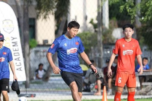 Tuyển Việt Nam bước vào tập luyện tại Thái Lan, sẵn sàng đấu Timor Leste