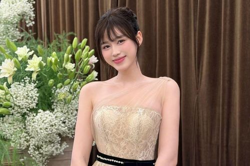 Đỗ Thị Hà đón tuổi mới chuẩn 'dâu hào môn'
