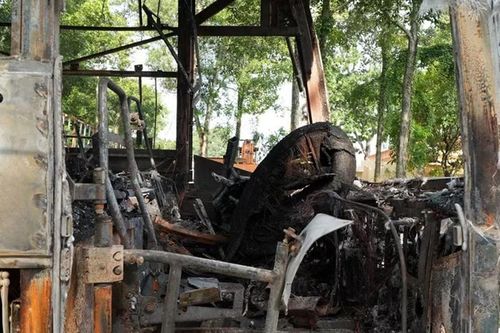 Vụ cháy xe khách khiến 7 người tử vong: Nguyên nhân ban đầu do tài xế buồn ngủ
