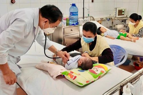 Bệnh viện Đa khoa Trung tâm tỉnh Gia Lai khám miễn phí cho trẻ em có dị tật bẩm sinh