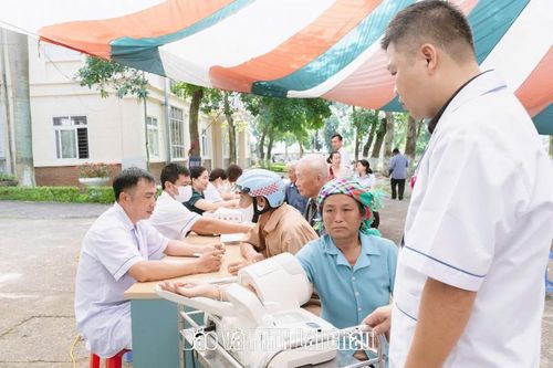 Bình Lư: Hơn 97% người dân được khám sức khỏe miễn phí